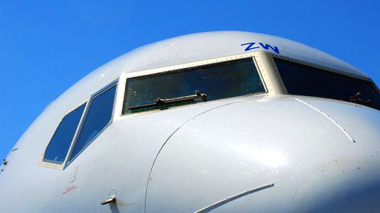 Напълно плоските стъкла при Boeing 737