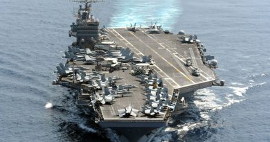Иранската държавна телевизия твърди, че дронове са ударили самолетоносача USS Abraham Lincoln; няма доказателства